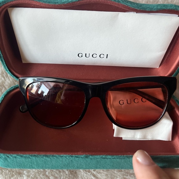 Gucci Wayfare Authentic Sunglasses with Red Tint Lenses-comes as shown. 🇮🇹 - Picture 5 of 11